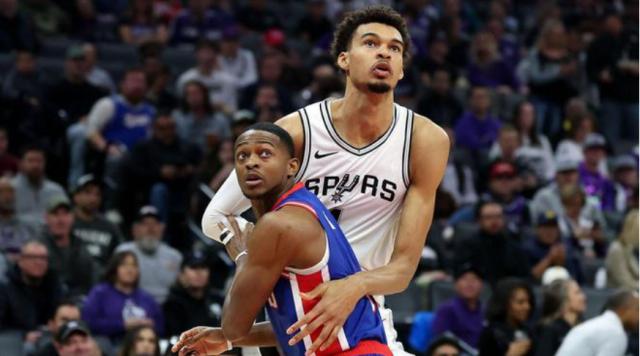 开云-【观点】千载难逢的机会！马刺应全力梭哈福克斯