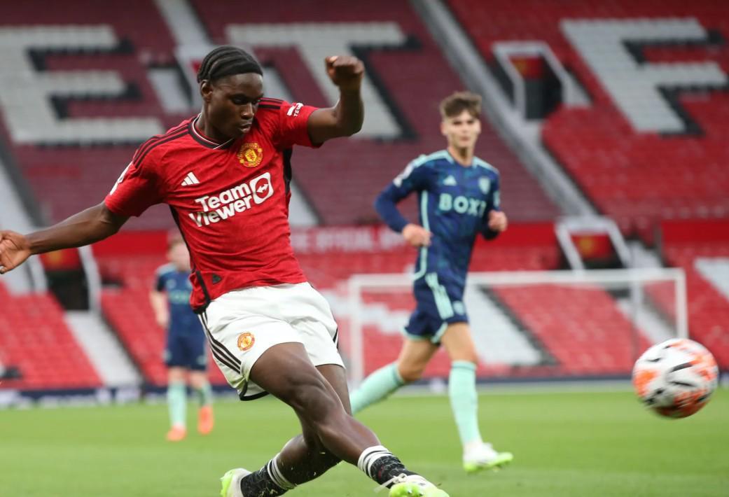 开云体育APP下载-备战德比，被召回的外租小将奥贡奈耶被召入卡里克一线队训练