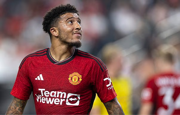 卡拉格：拉什福德至少有速度射门和任意球，想不出桑乔有什么