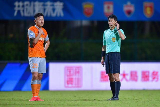 开云-500次出战进球被吹 郜林里程碑之战变里程悲