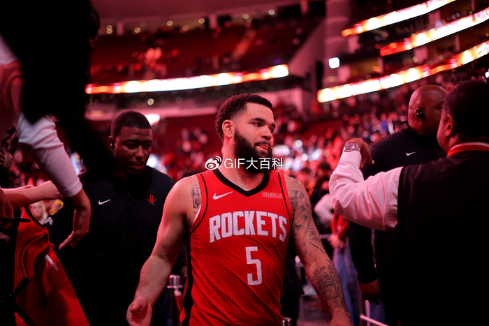 kaiyun-范弗里特有望提前复出，火箭迎季后赛强心剂！目前火箭最缺的人|谢泼德|纽约尼克斯队|弗雷德·范弗里特|休斯敦火箭队|nba_新浪体育_新浪新闻